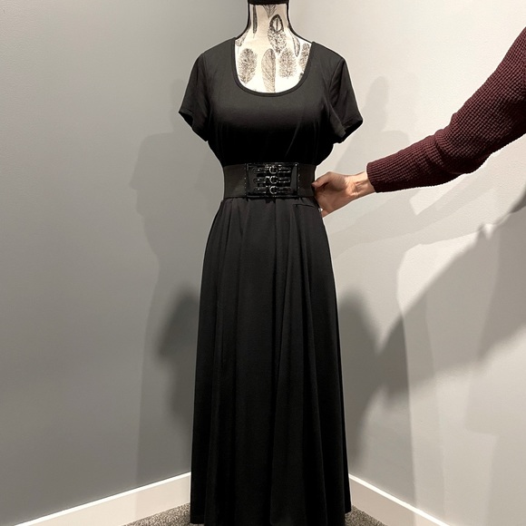 3 Piece Laura Black Dress - Picture 1 of 10